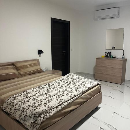 Luqa 3 Bedroom Penthouse T Exteriör bild